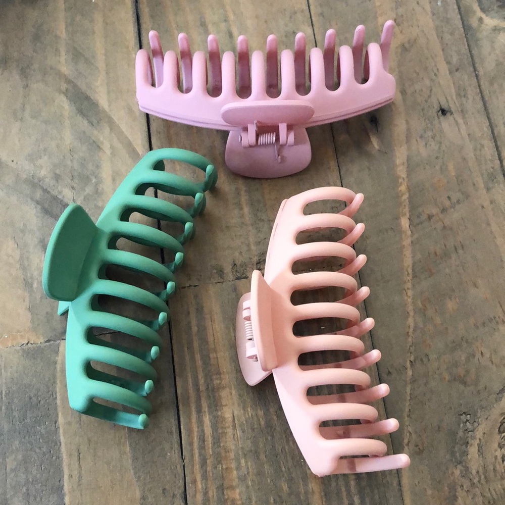 Hair clips